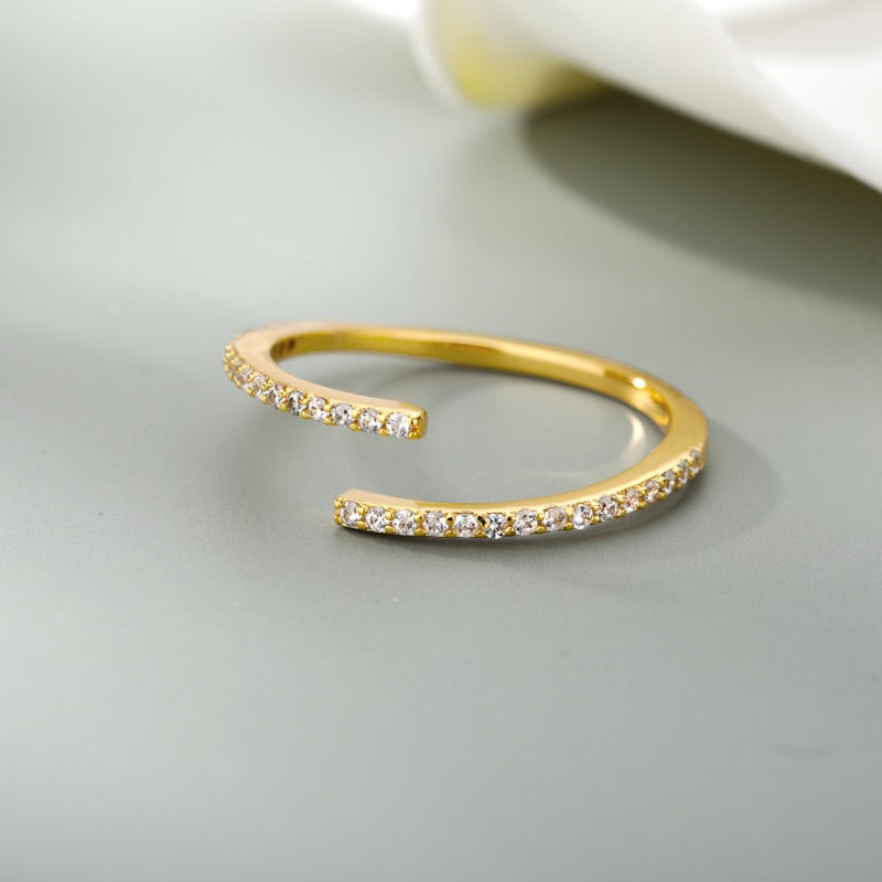 Anéis Ajustáveis Minimalistas e Delicados com Zircônias