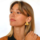 Brinco Trançado Triangular Banhado a Ouro 18K