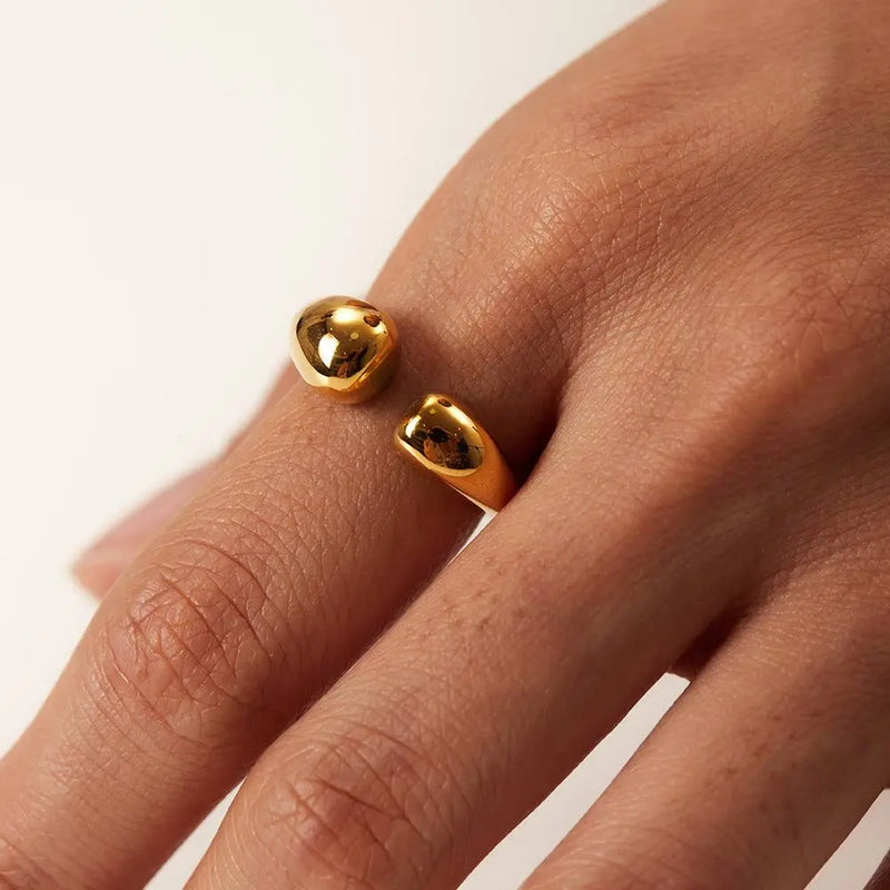 Anel Ajustável Assimétrico banhado a Ouro 18K