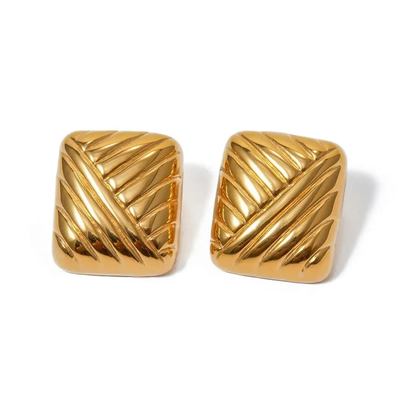 Brinco Quadrado Riscos Banhado a Ouro 18K