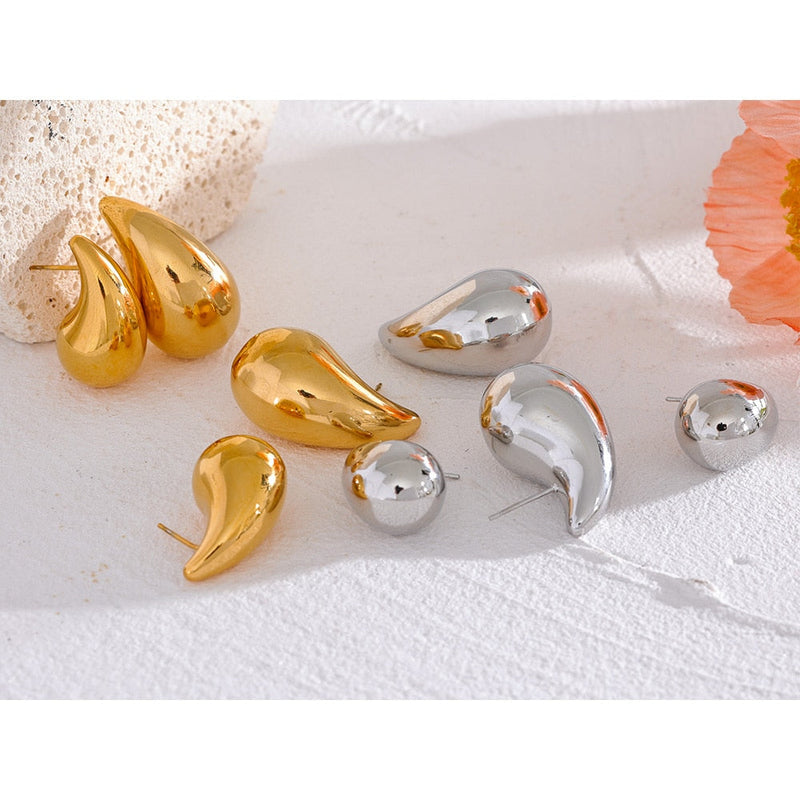 Brinco Gota Banhado a Ouro 18K