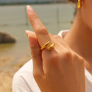 Anel Orgânico Alberta banhado a Ouro 18K