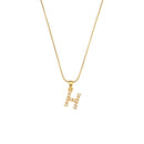 Colar Letra Inicial com Pérolas Banhado a Ouro 18K