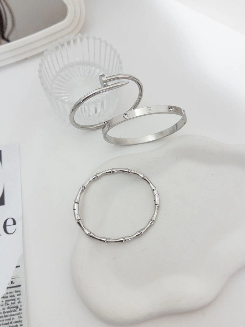 Kit Bracelete Carti + Bamboo + Prego Prata (Não Fica Escuro)